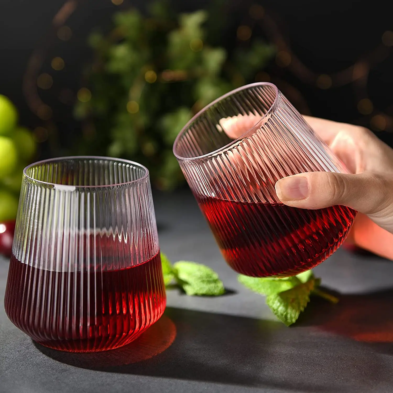 Personalized 100% tritan break resistant wine glasses plastic stemless taperde wine glasses