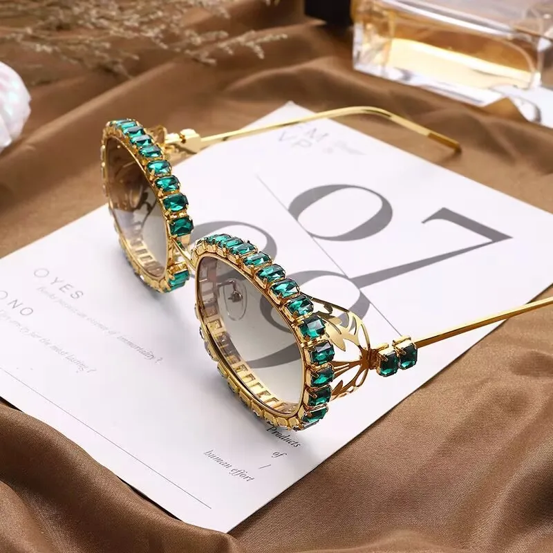 2023 Fashion Sun Glasses Oversized Bling Bling Diamond Big Frame Square Glitter Rhinestone Sunglasses For Women