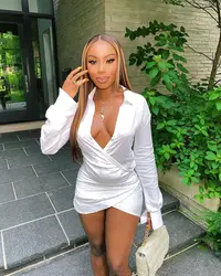 High Quality Sexy V Neck Long Sleeve White Black Party Club Dress Ladie Autumn 2021 Women Fashion