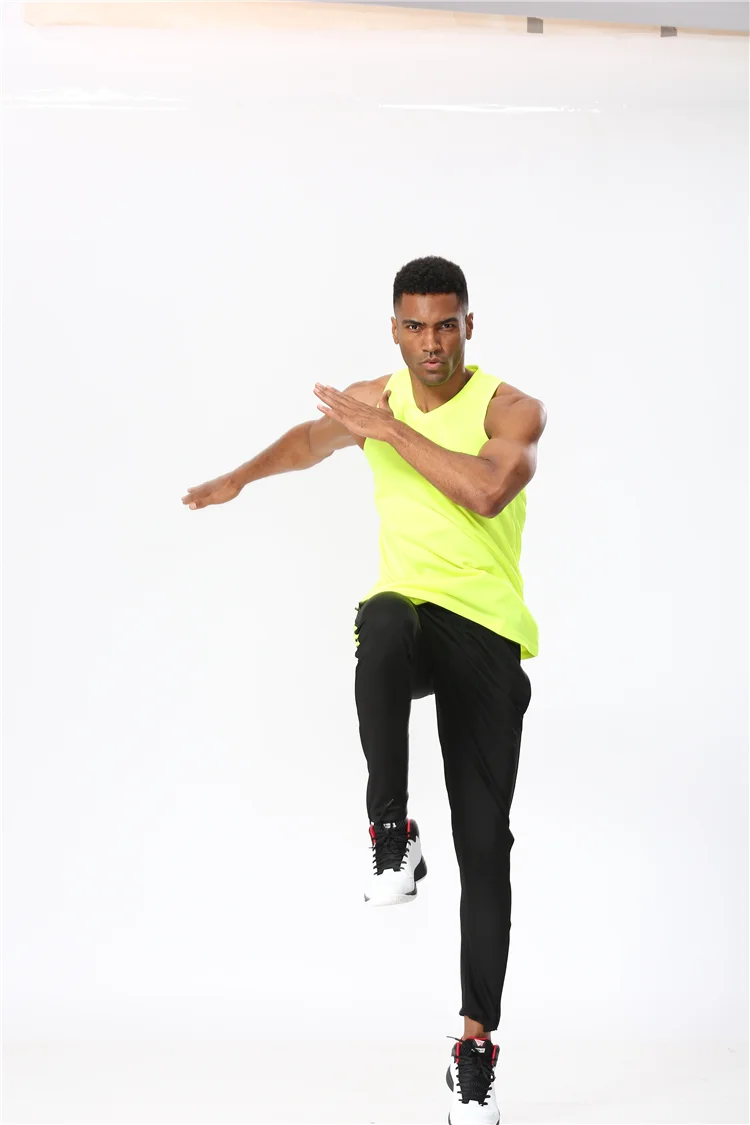 Настраиваемые футбольные шорты, вентилируемые футбольные штаны