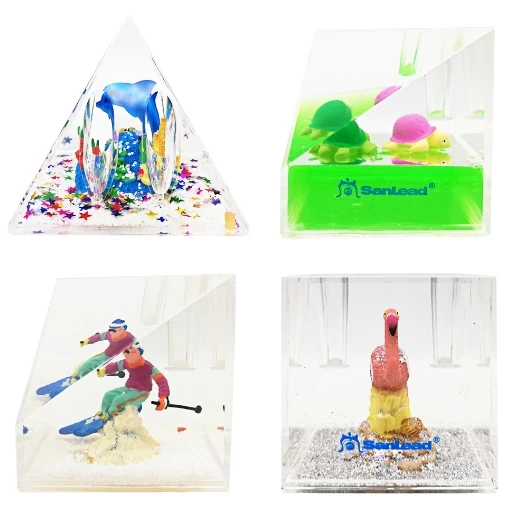 Creative Oil-filled Pyramid Pen Holder, Square Sea Animal Pen Holder Desktop Ornament Student Gift.