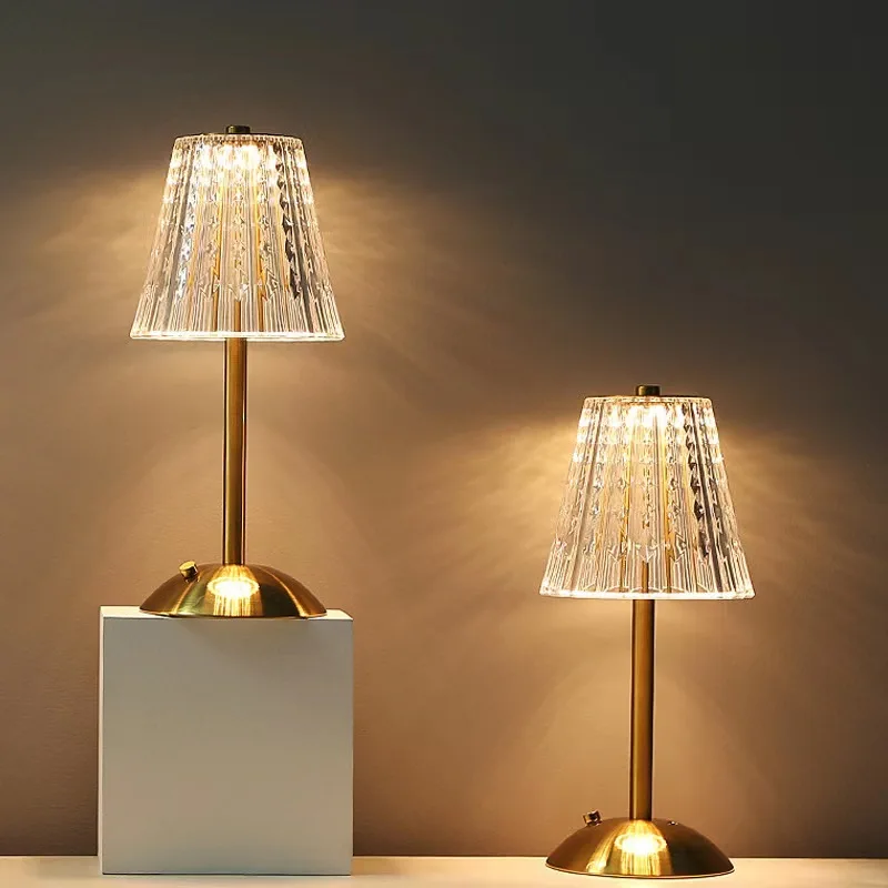 Modern Luxury Led Touch Dimmable Restaurant Bar Decorative Desk Light Rechargeable Battery Cordless Led Table Lamps