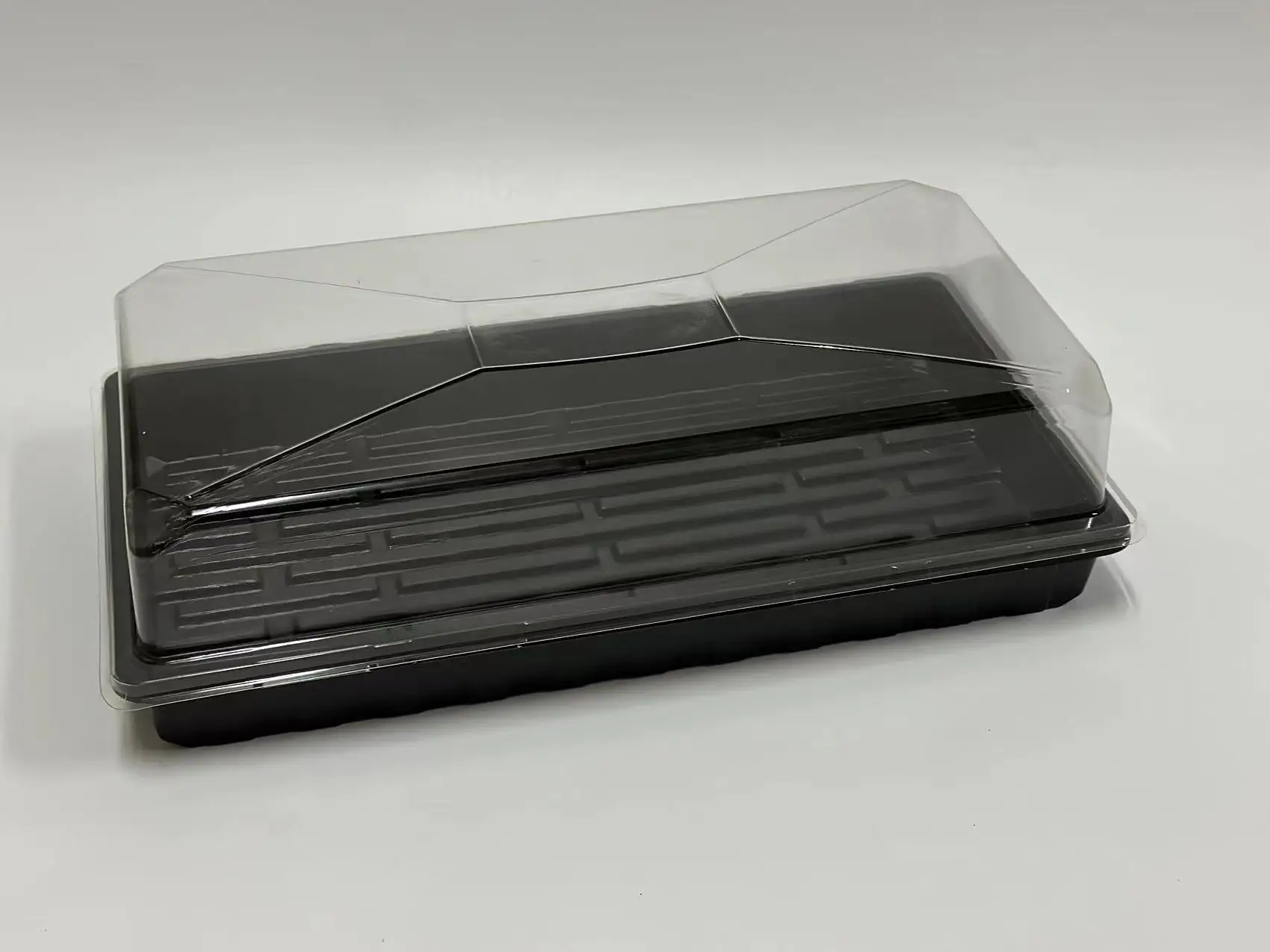 Wholesales Agriculture eco-friendly reusable 1020 Seedling Starter Hydroponics Nursery Trays & Lids