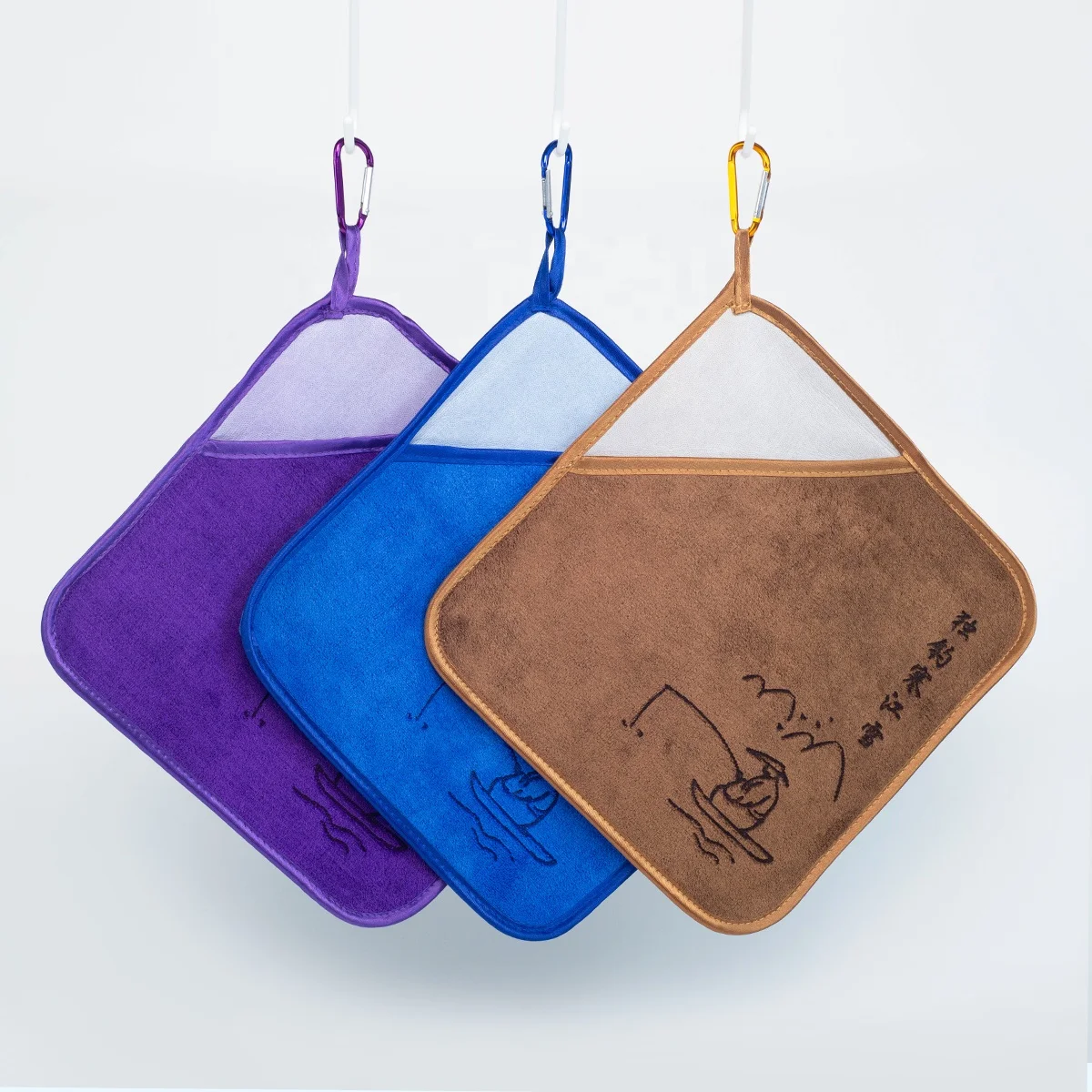 Custom Wholesale Outdoor Personalized Logo Microfiber Fishing Hand Towel for Quick Drying Rod Lure & Bait Cleanliness with Hook