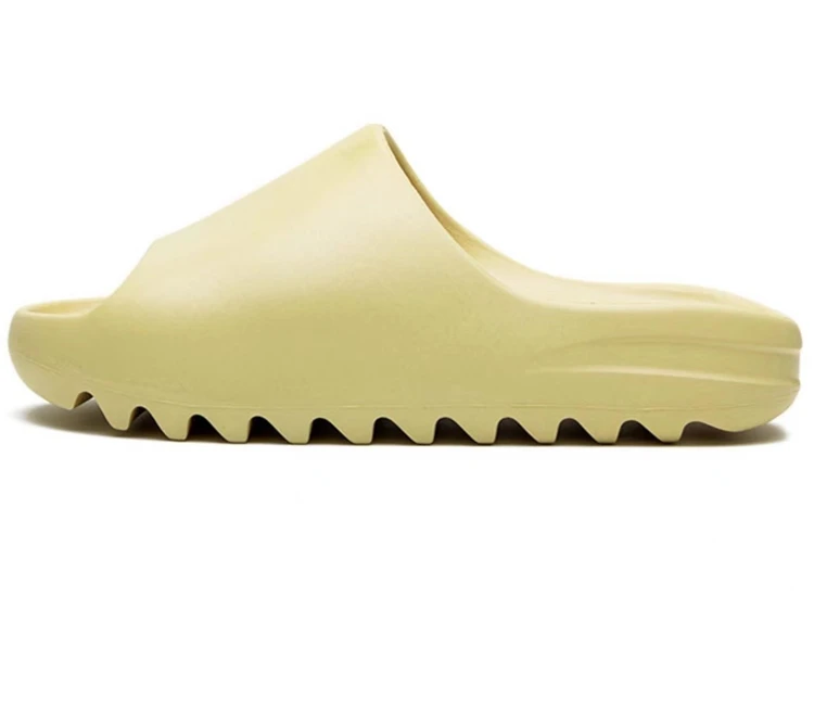  Soft bottom slippers