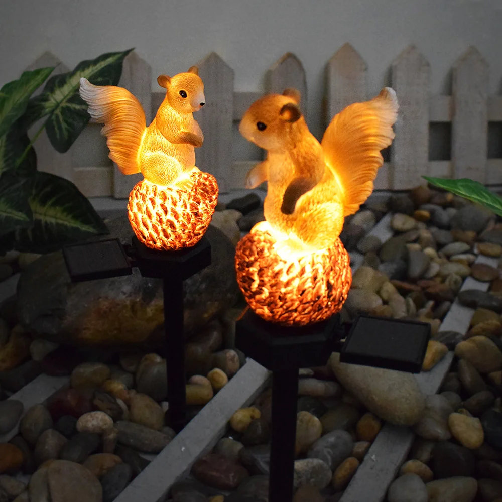 Hot Sell Solar Courtyard Waterproof Lamp Cartoon Resin Outdoor Garden Villa Path Decorative Landscape Floor Lawn Squirrel Light