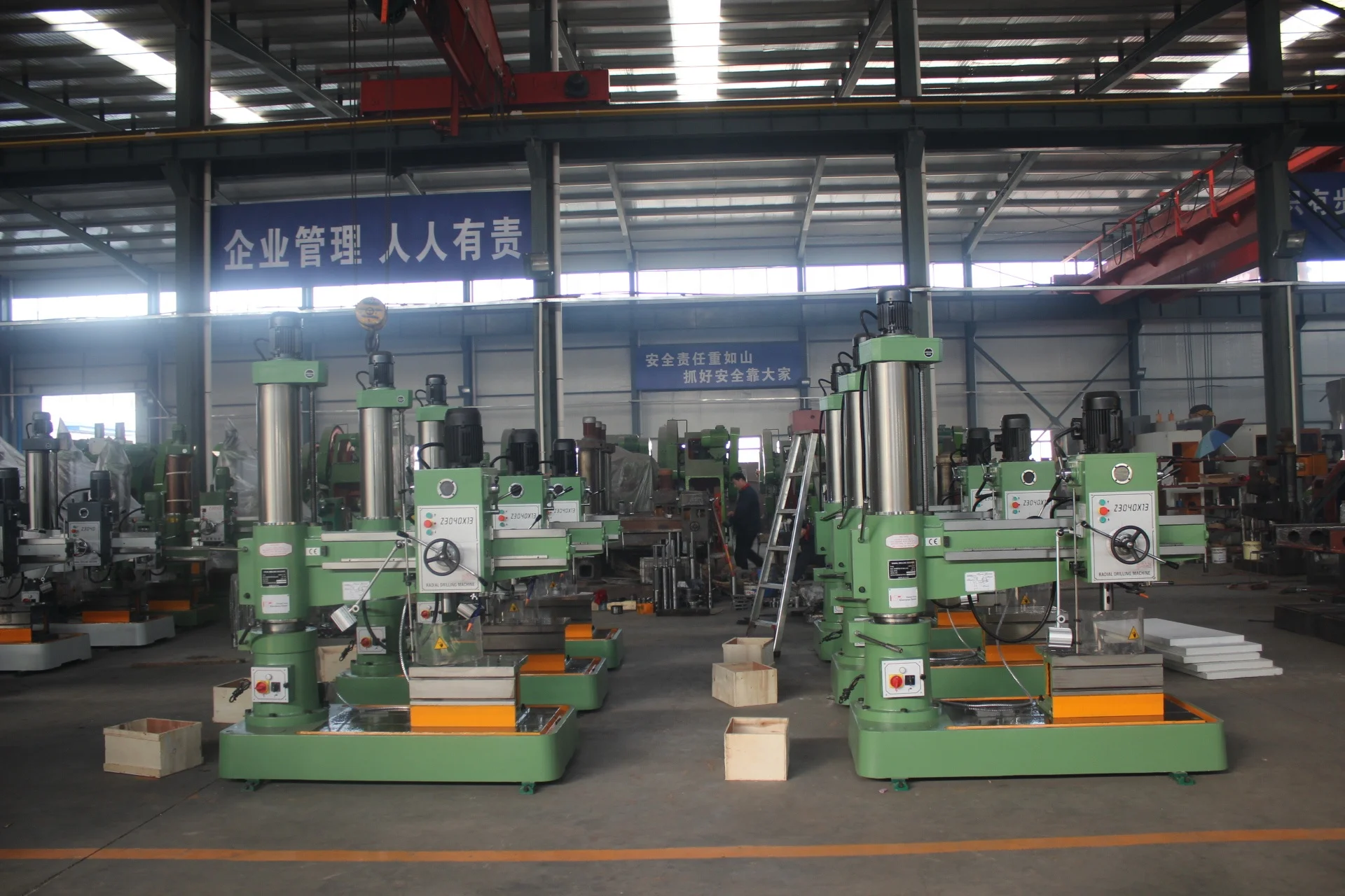 Low Cost Radial Drill Press Radial Drill Press Machine Zq3040x13 Made in China Canada Provided 40 Automatic Bearing Morse 4 2000