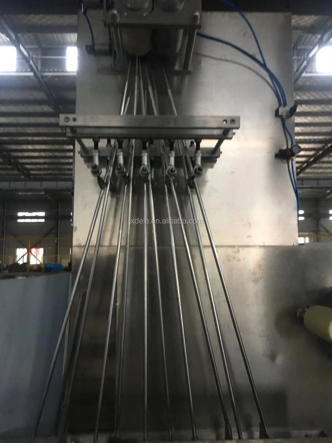 Automatic Disposable Nonwoven Fabric Tablecloth Bed Sheet rolls making  Machine