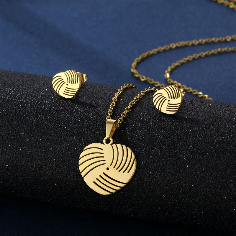 2024 Classic Unisex Stainless Steel Jewelry Set Gold Silver Plated for Engagement Wedding Anniversary Party or Gift Giving