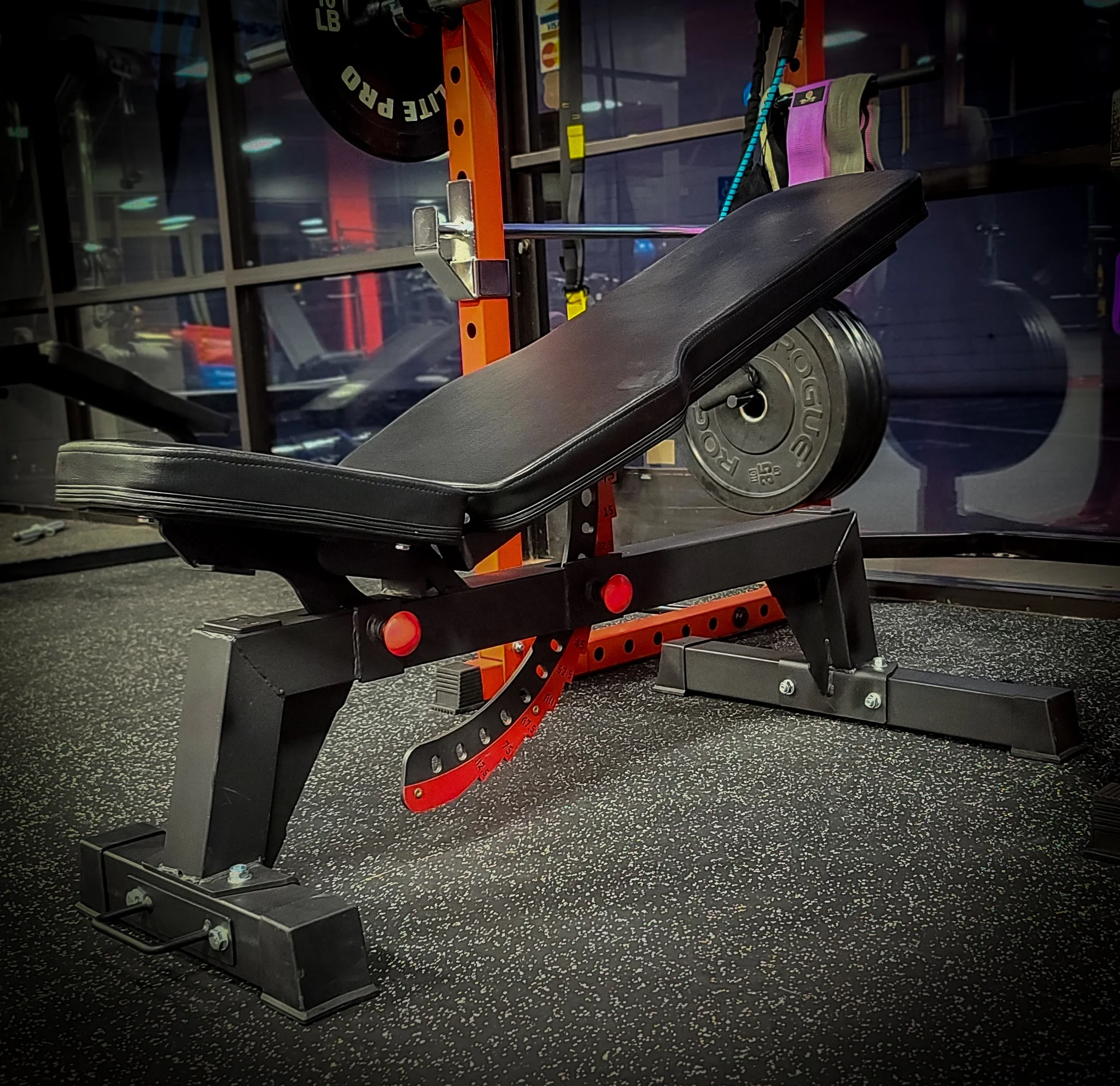 ONTFITNESS Регулируемая весовая Скамья многофункциональная универсальная весовая скамья Складная плоская скамья для домашнего тренажерного зала