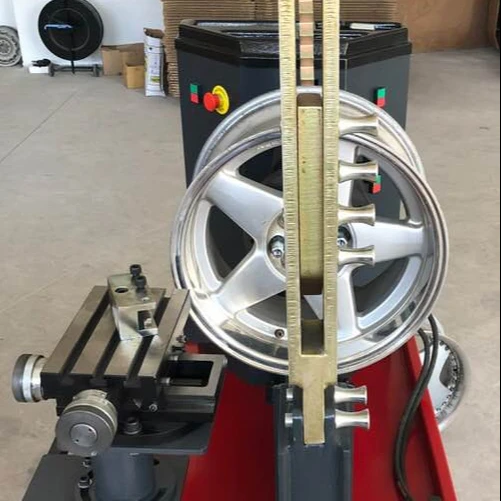 Машина для выпрямления обода zetмак с системой токарного станка синего цвета