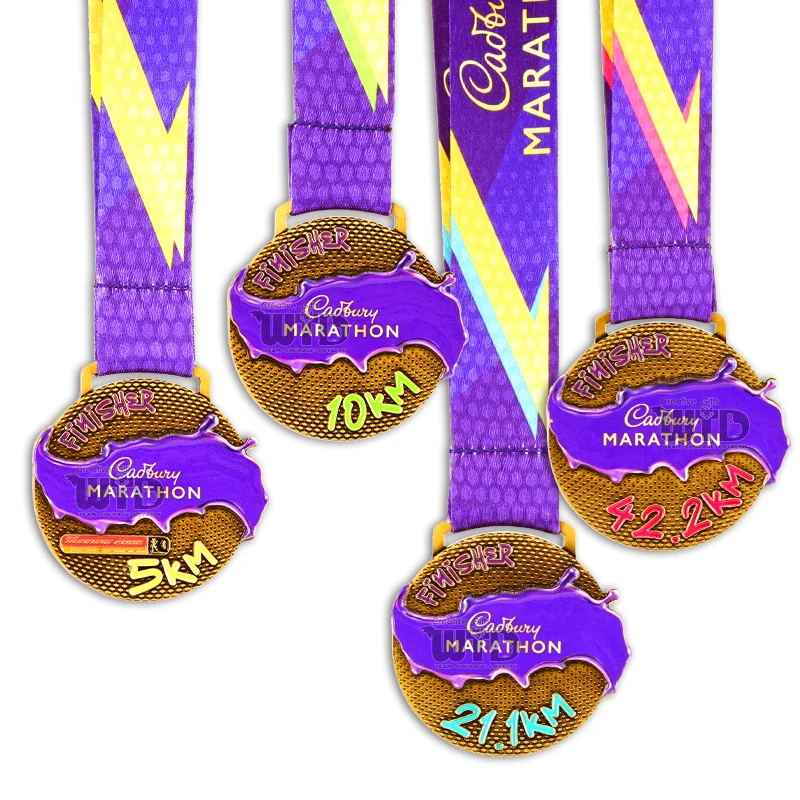 Бесплатный дизайн Профессиональный Металлический марафон Спортивная награда медальон футбольный трофей золотая медаль