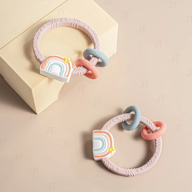 Hot Selling BPA Free Safe Soft Bracelet Ring Shape Chew Toys Silicone Rainbow Baby Teethers