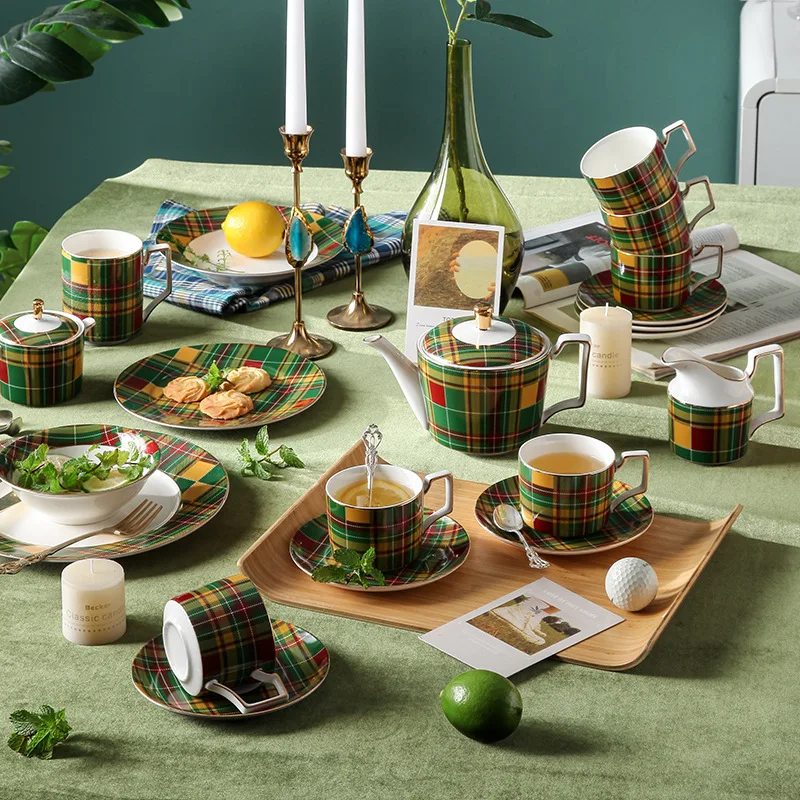 New design green plaid porcelain coffee cup set christmas arabic ceramic tea set for afternoon tea time
