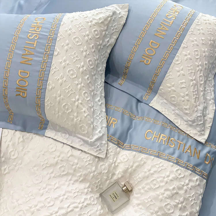 New Arrival Hot Sale Portable non Disposable duvet cover set hotel Custom Bedroom luxury bedding set