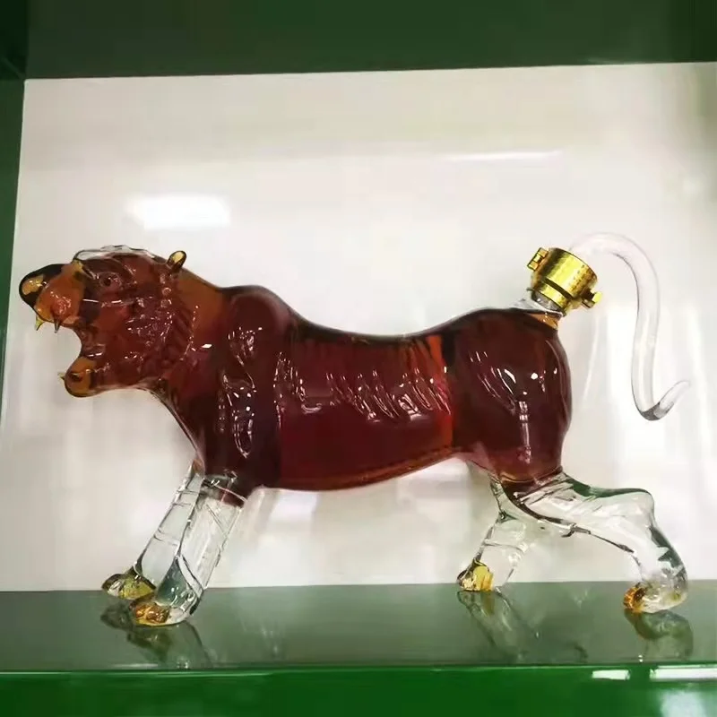 Custom Design Zodiac tiger Shape Glass Bottle Made For Brandy, Bourbon, Whiskey, Rum, Tequila