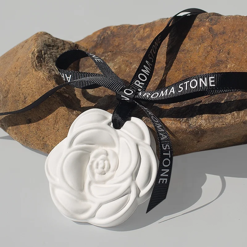 Camellia Round Custom Ceramic Fragrance Diatomite Scented Plaster Aroma Stone with Ribbon