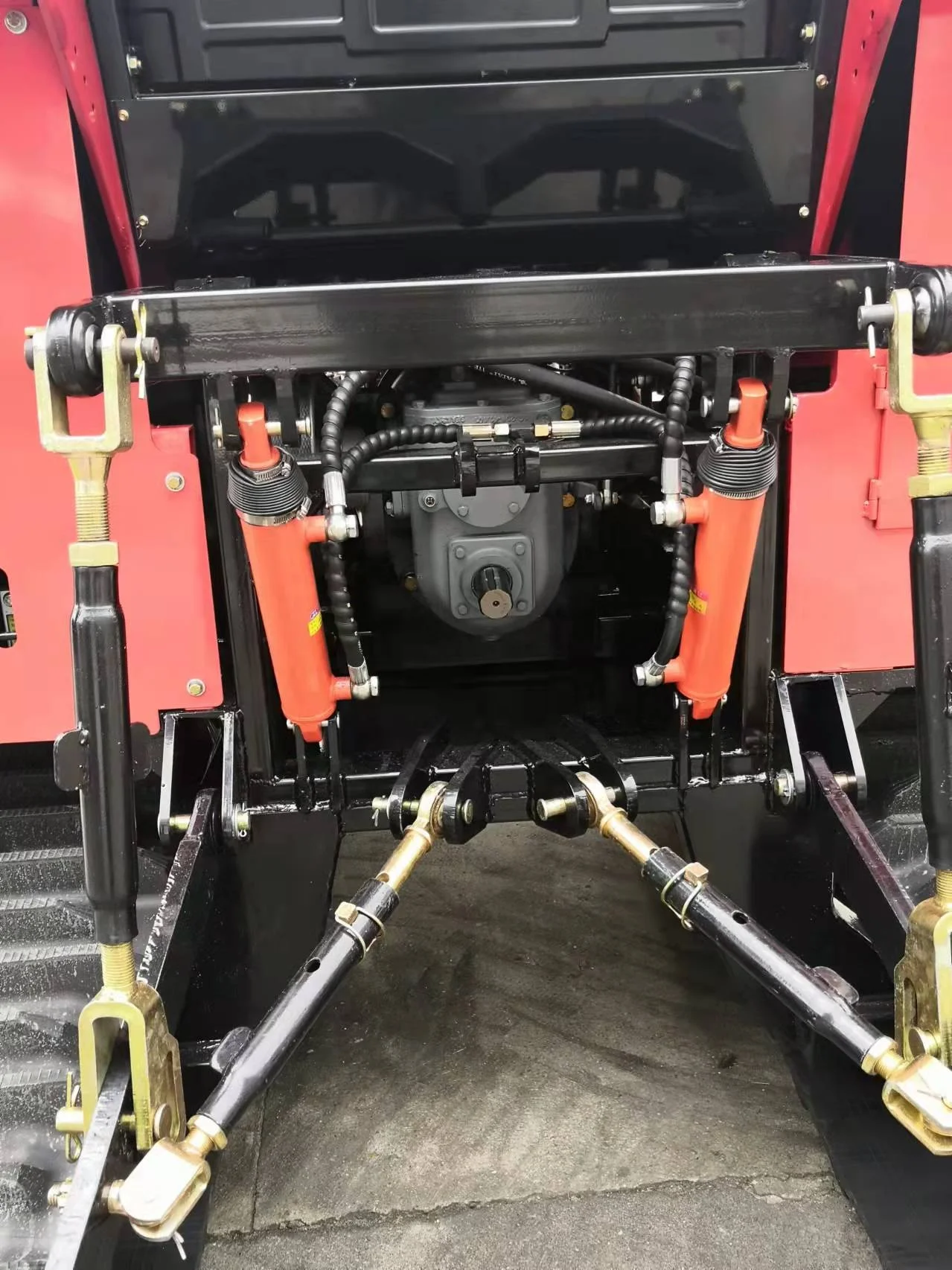 Farm cultivator rotary tiller agricultural mini crawler tractor with fully hydraulic system for sale in china