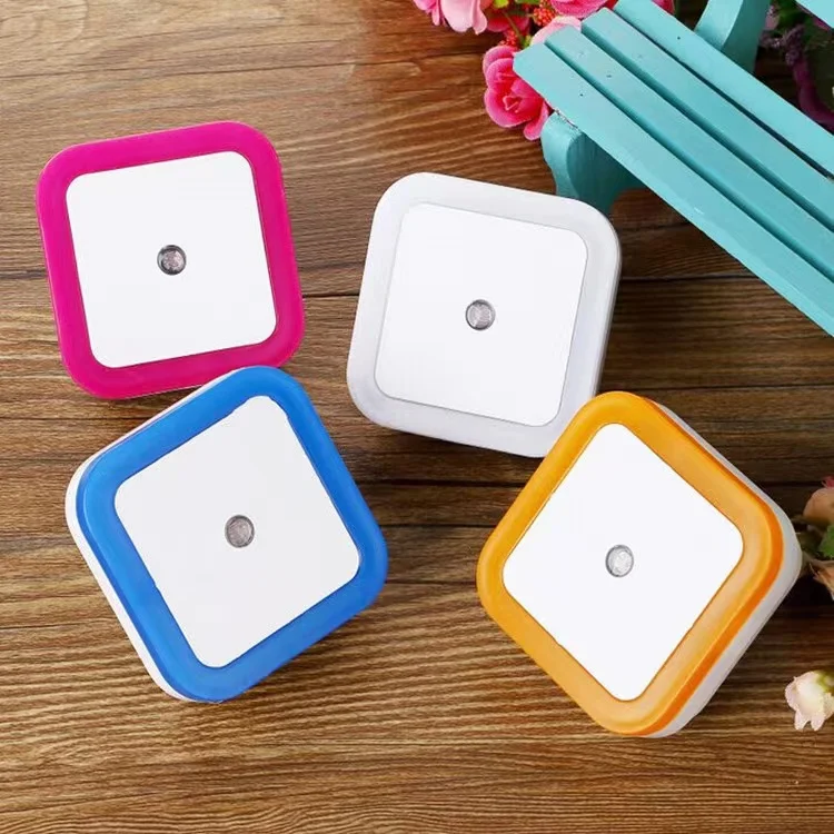 EU/US plug in smart LED night light square shape mini intelligent auto from dusk to dawn night lamp for nursing bedroom