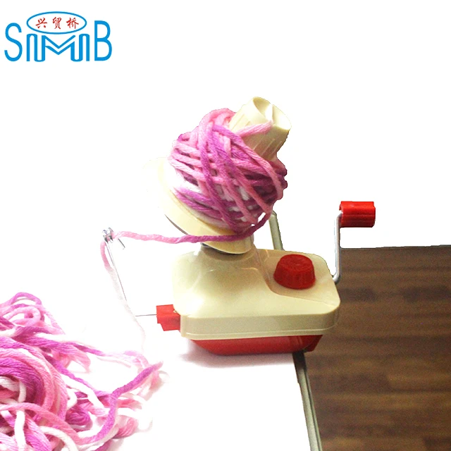 China factory direct sale Home Used Small Household Hand Shake Wool Winder hand operated manual plastic yarn ball floss winder