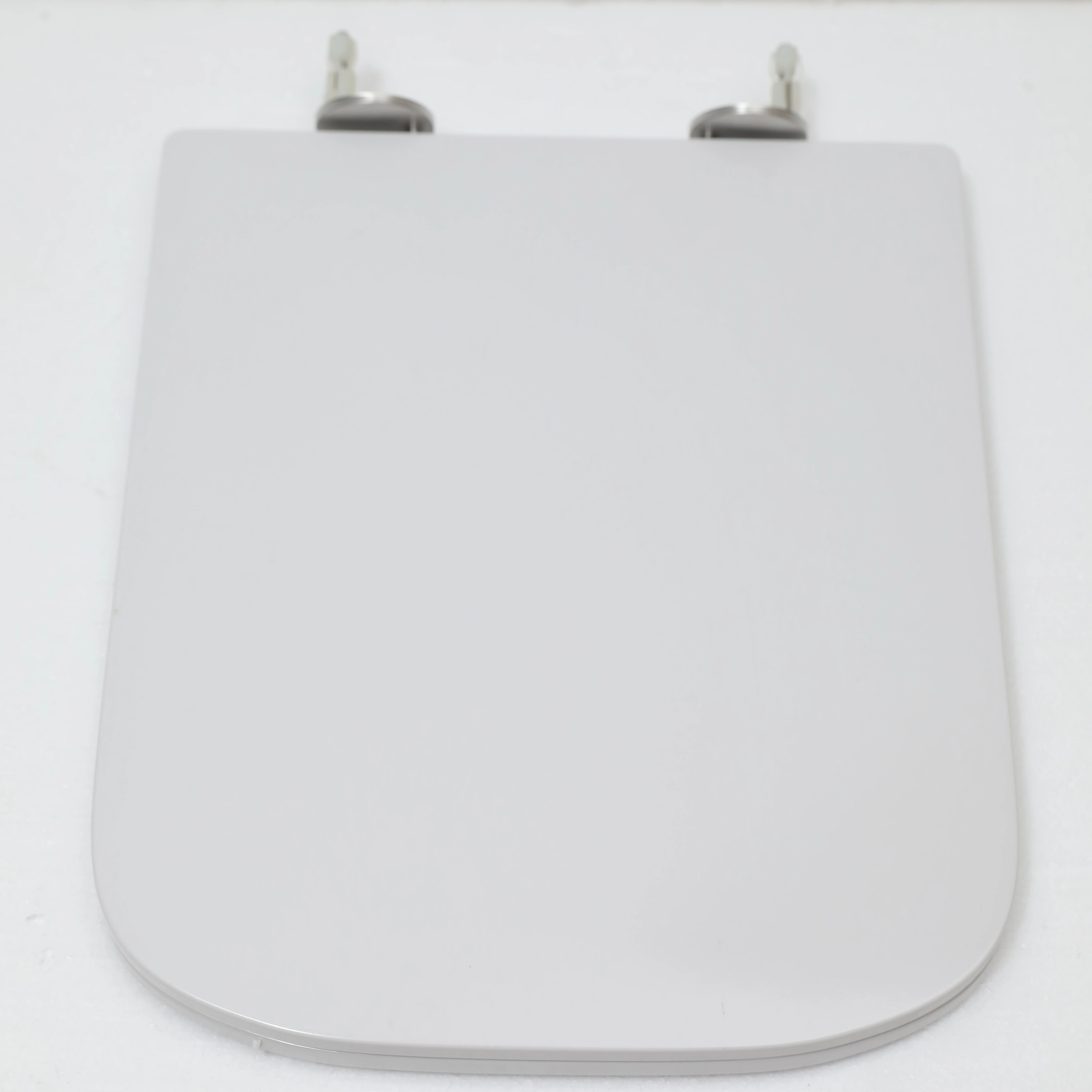 LPU-092 Европейское сиденье для унитаза с мочевиной