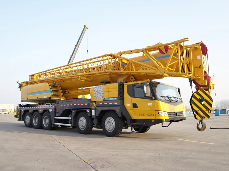 Full Hydraulic 130Ton Truck Crane Section Boom Jib XCT130 Car crane With Best Price