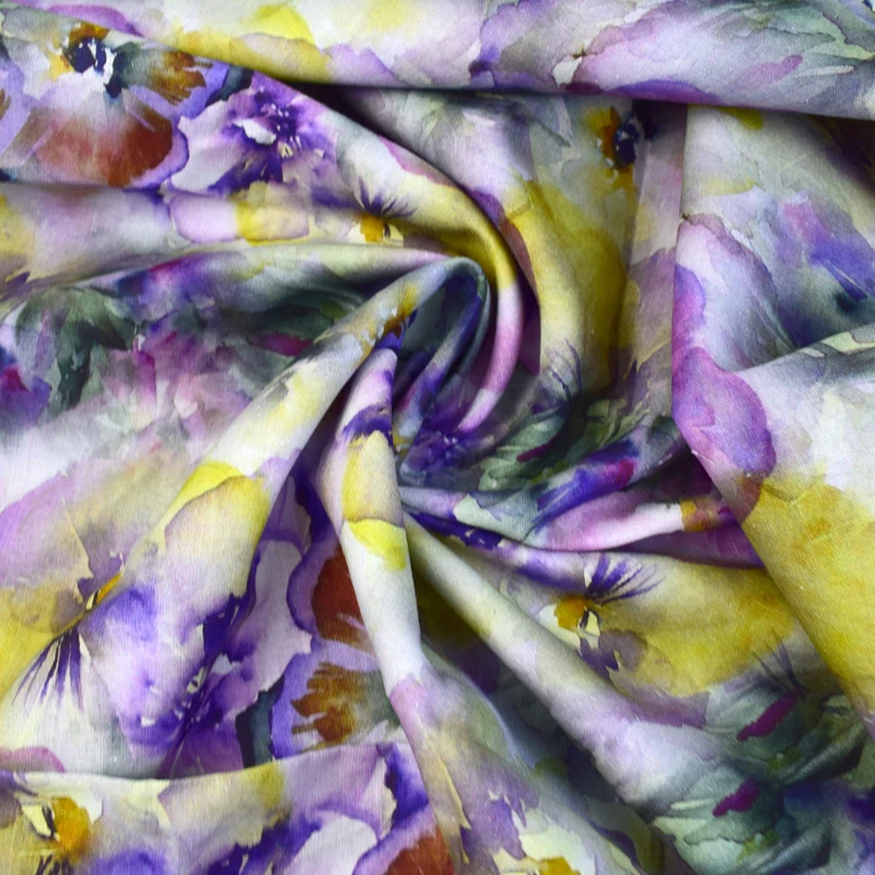 
New Product Soft Cotton Cloth With Printed Design For Garment Fabric 