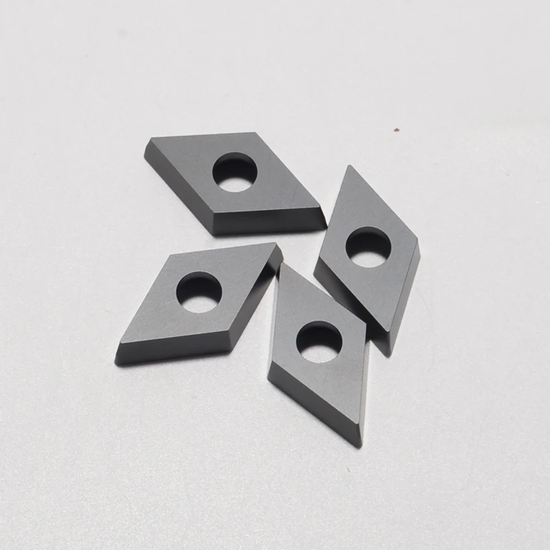 Carbide CNC Internal Insert DCMT11T304-PM turning insert for The Steel Workpiece