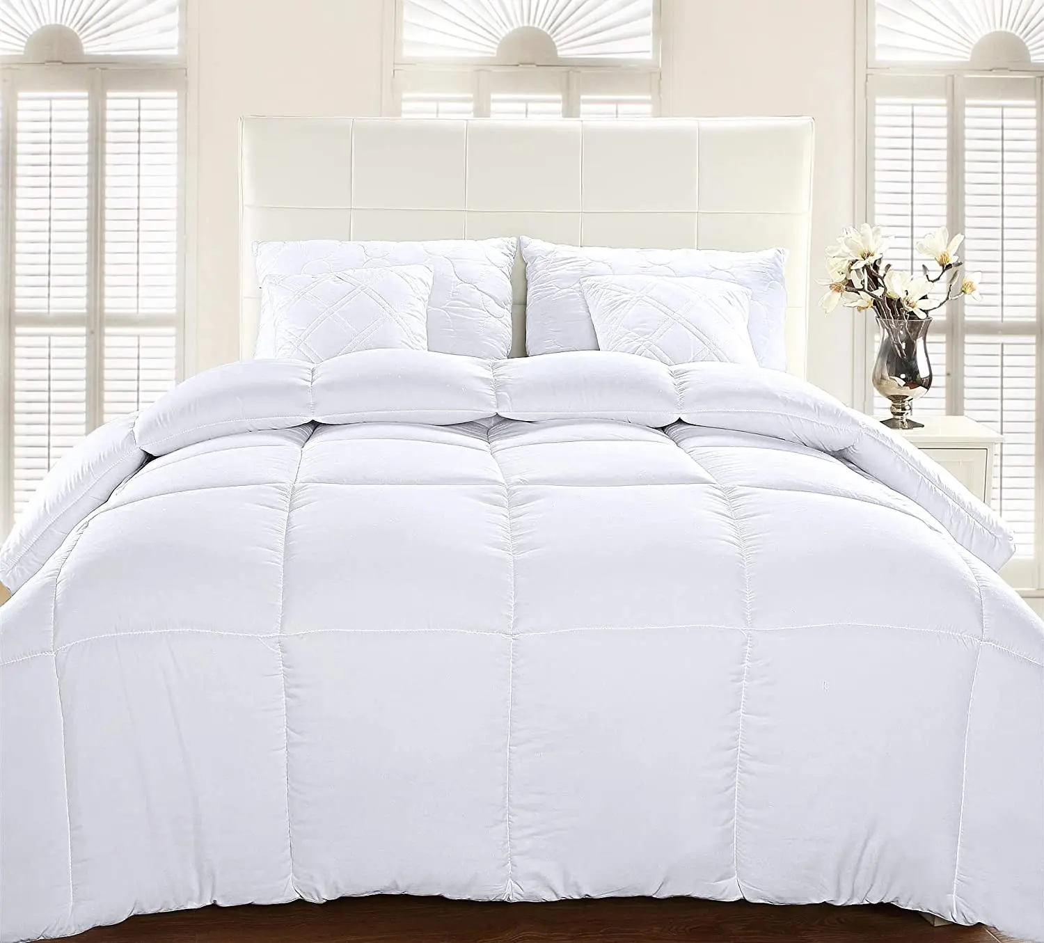 Customized Hotel Quite Solid Color Bed Quilted Overfilled Comforter Polyester Duvet Insert for