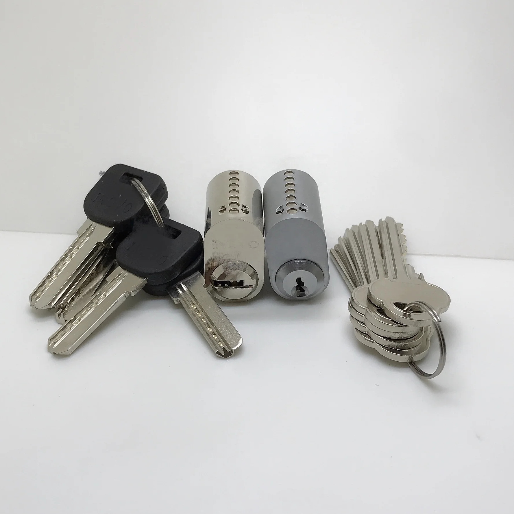 High Quality  Satin Chrome black 31mm Solid Brass Big Oval Half Lock Cylinder Northern Europe