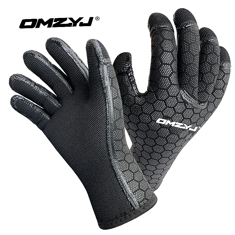 New custom-designed cut-proof, stab-resistant neoprene  diving gloves