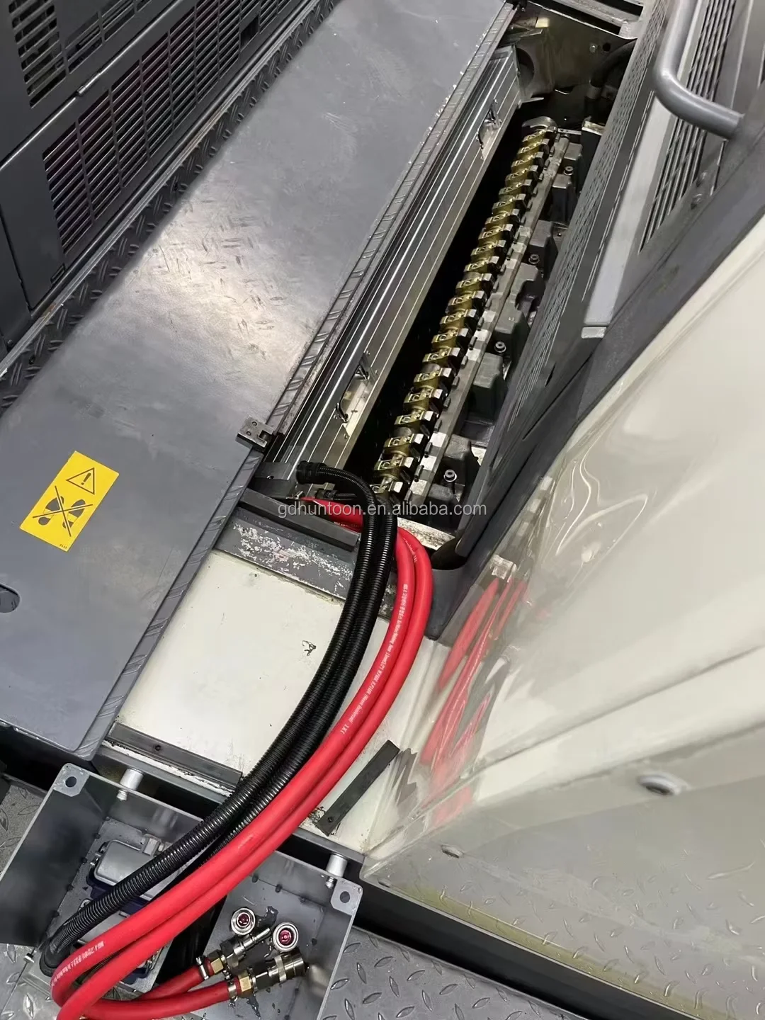 Multi-functional Manroland Printing Machine Renovation And Upgrading UV Curing Equipment