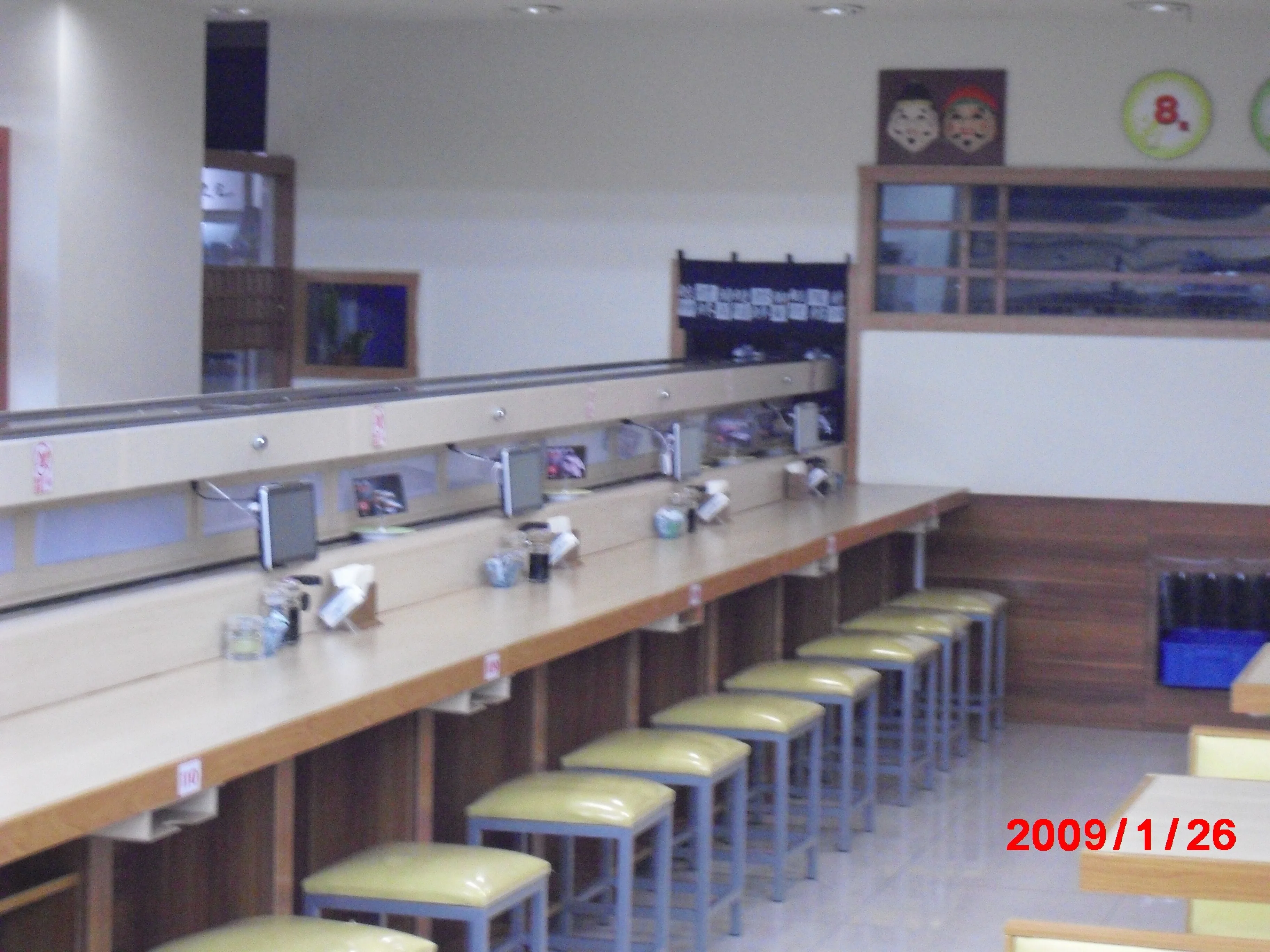  Конвейер для суши с системой заказа