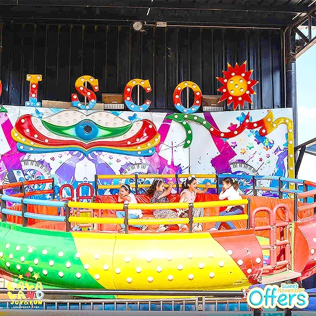 Thrilling Rides Equipment Turntable Amusement Theme Park Rides Rotating Attraction Crazy Dance Disco Tagada trailer