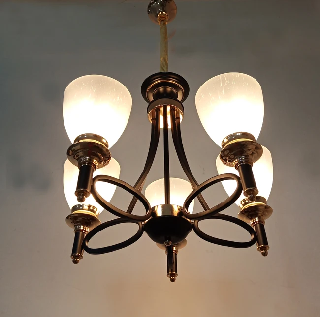 2021 BEST SALES 220v french Gold BedRoom Chandelier Lamp modern wrought iron Chandelier (9068-5P)