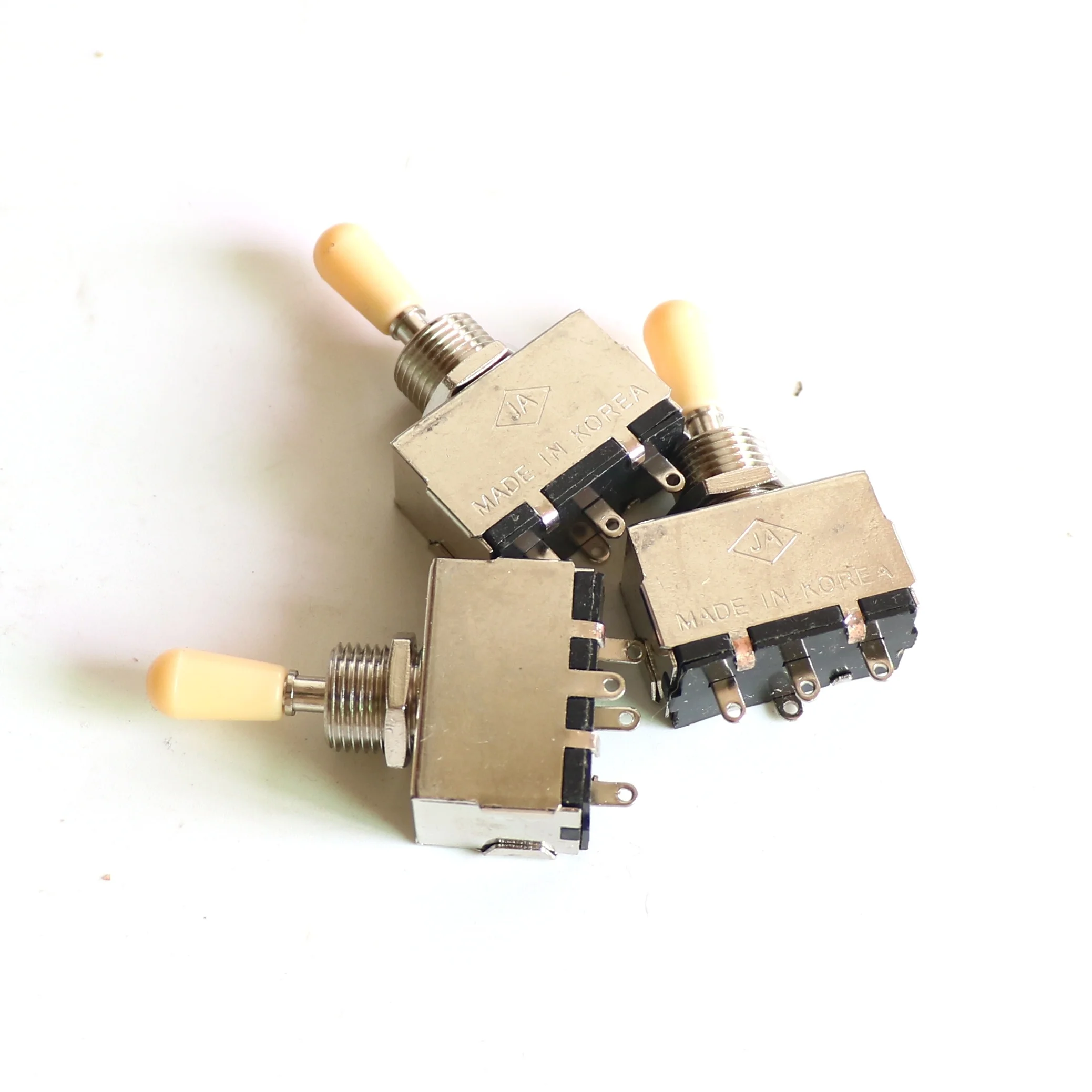 Оптовая продажа DIY электрогитары Запчасти Коробка стиль 3 сторонний выход переключения LP гитары переключатель с черным наконечником