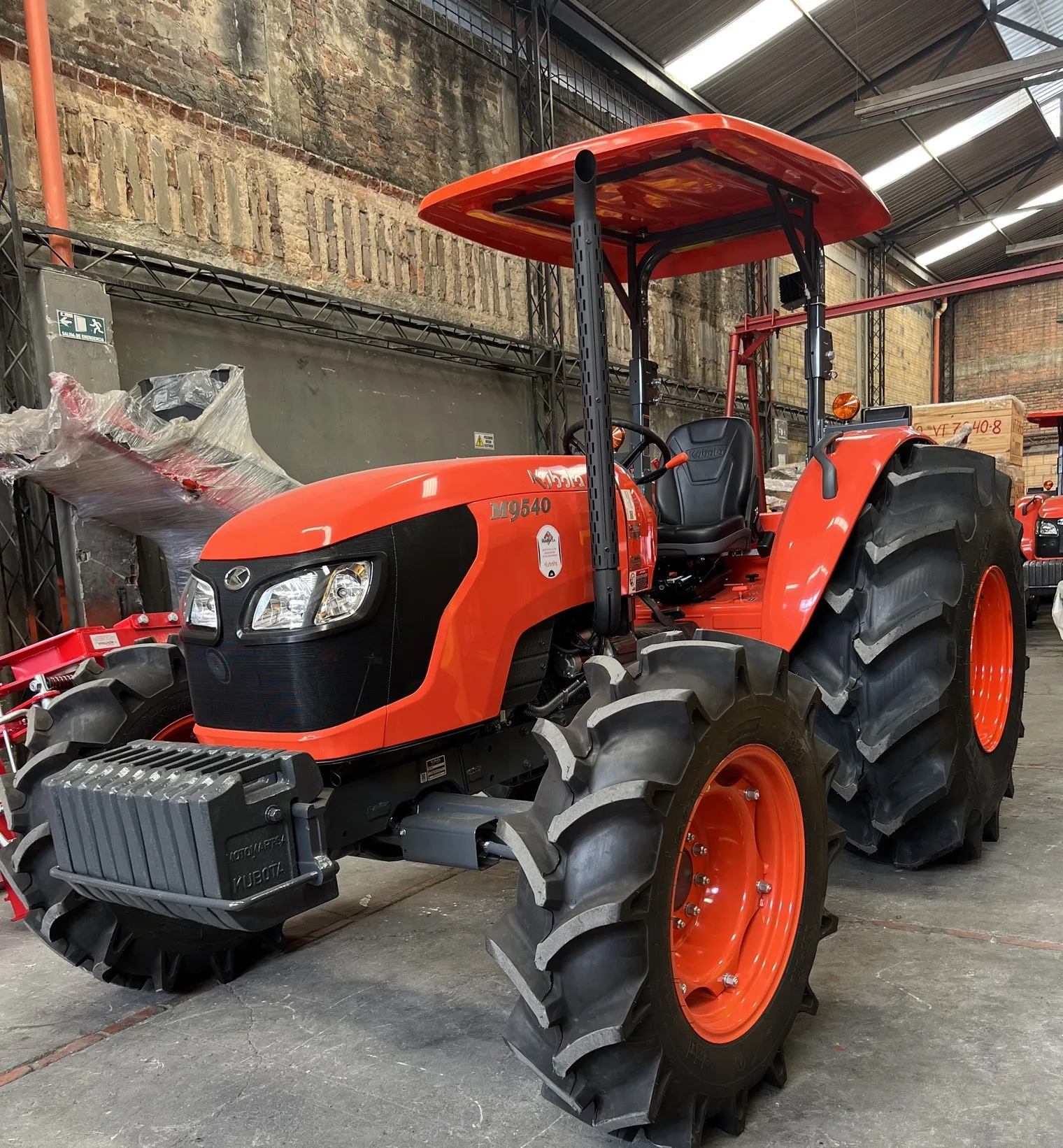 used tractors Kubota M9540 95HP 4WD farm orchard compact Japanese tractor  agricultural  machinery Japanese tractor