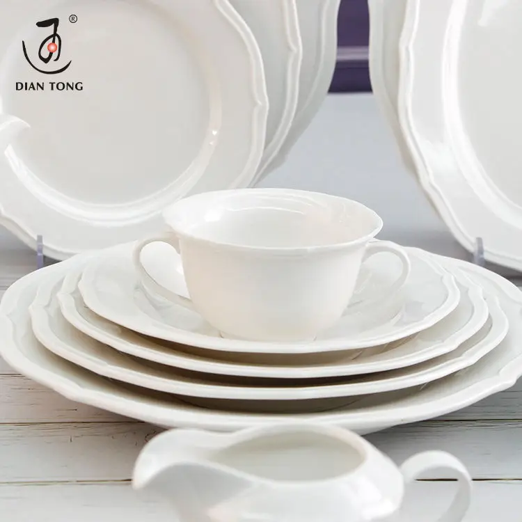 Wholesale Custom Catering Decor Round Serving Dishes White Porcelain Plates Sets Dinnerware Ceramic Dinner Plate For Restaurant