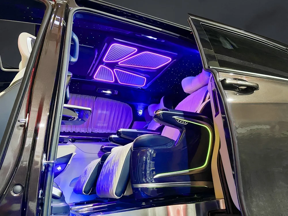 Car Ceiling Light VIP Luxury Car Interior Space Tuning Light Ambient Light With Variety Color For Buick GL8 MPV