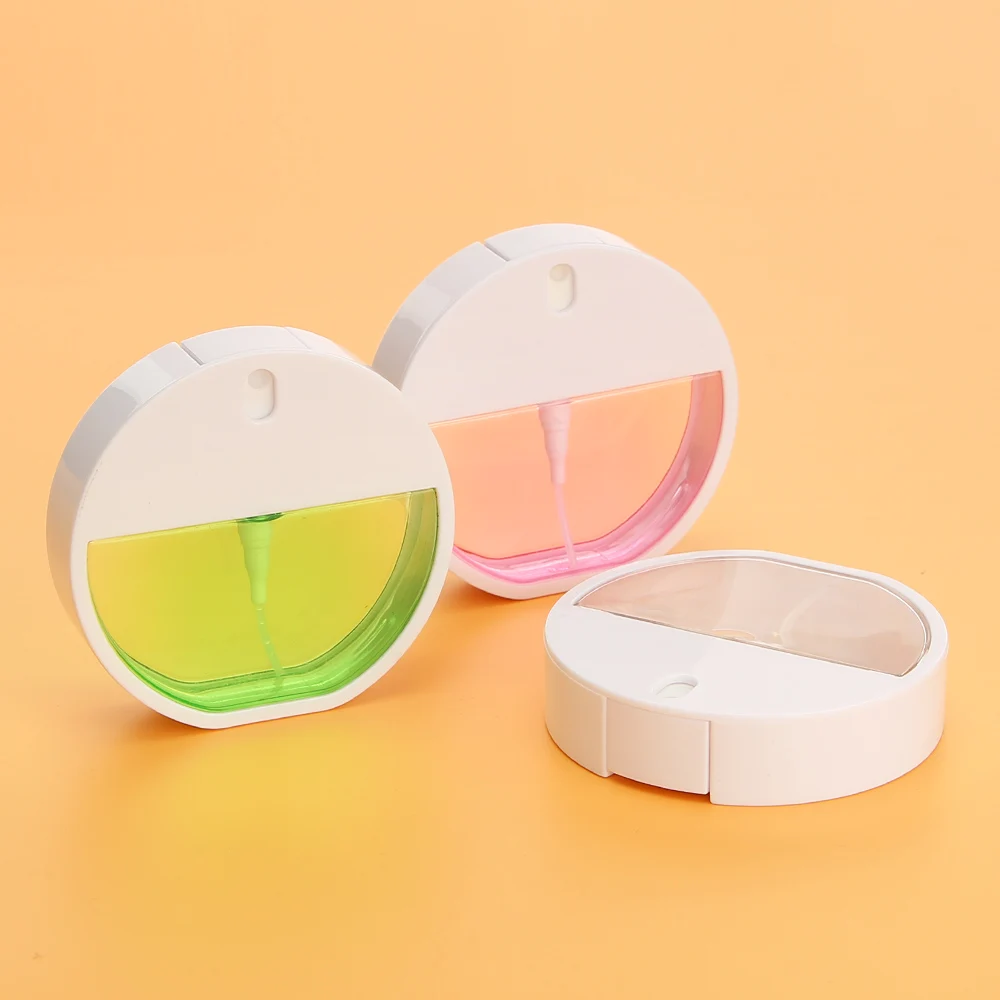 Empty 30ml plastic round alcohol perfume credit card fine mist spray bottle for hand sanitizer