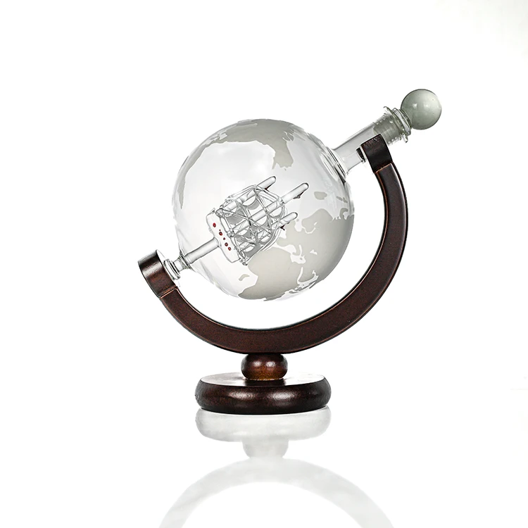 Globetrotter Etched Globe Spirits Decanter With Matching Glasses And Bar Funnel