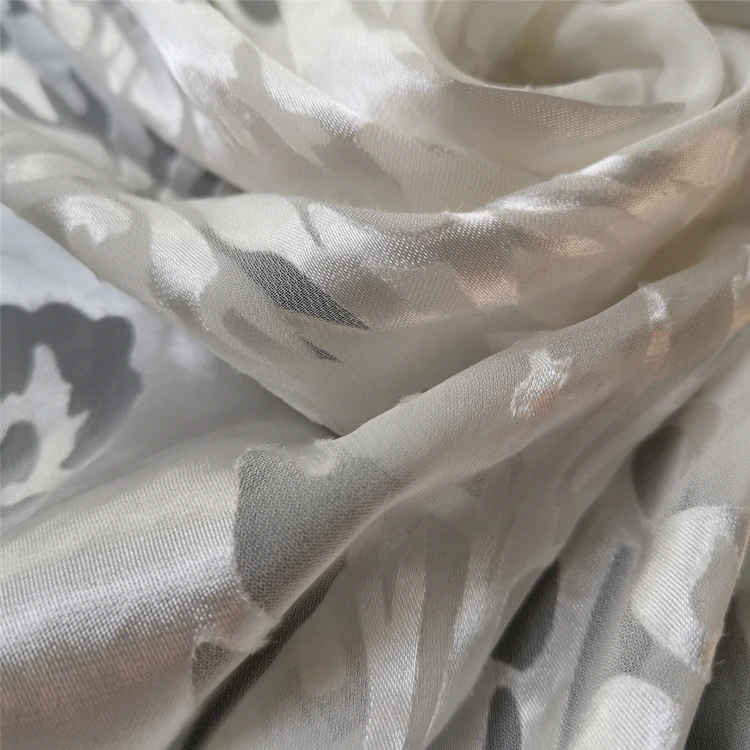 
Bridal Fabric Silk Rayon Burnout 19mm Burnout Fabric for Wedding Dress Women Clothing 