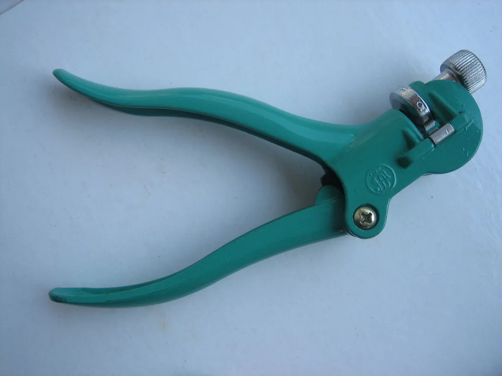Durable Hand Saw Tooth Tool Saw Set Pliers Wood Cutting Tools