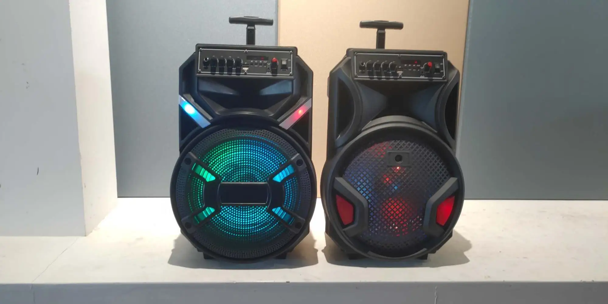 12inch Fashionable Party Portable Rechargeable karaoke DJ Speaker Trolley horn speaker with led light