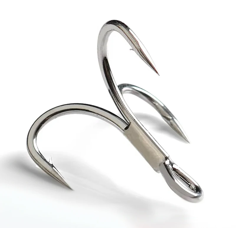 6066-4X High Carbon Steel Treble Overturned Hooks Fishing Tackle Round Bend Treble For Bass Fishing Hooks