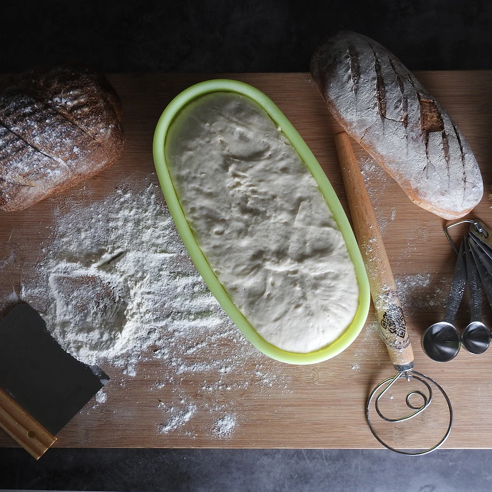 Wholesale PP Rattan Plastic Banneton Bowls Covers 2 Kit Sourdough 9 12 Inch Oval Bread Proofing Basket Set With Cloth Liner