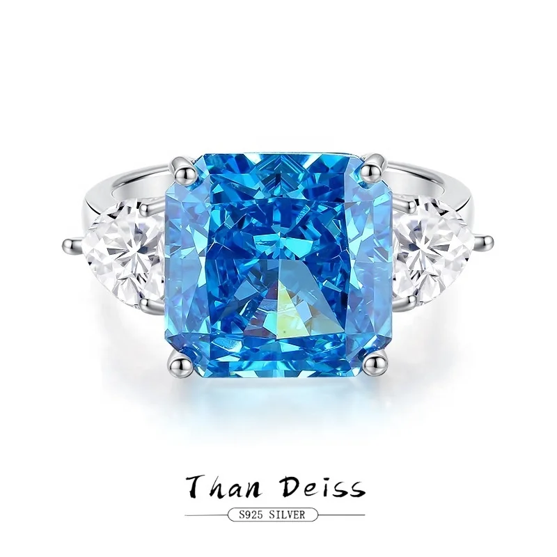 Женское кольцо из серебра 925 пробы 6