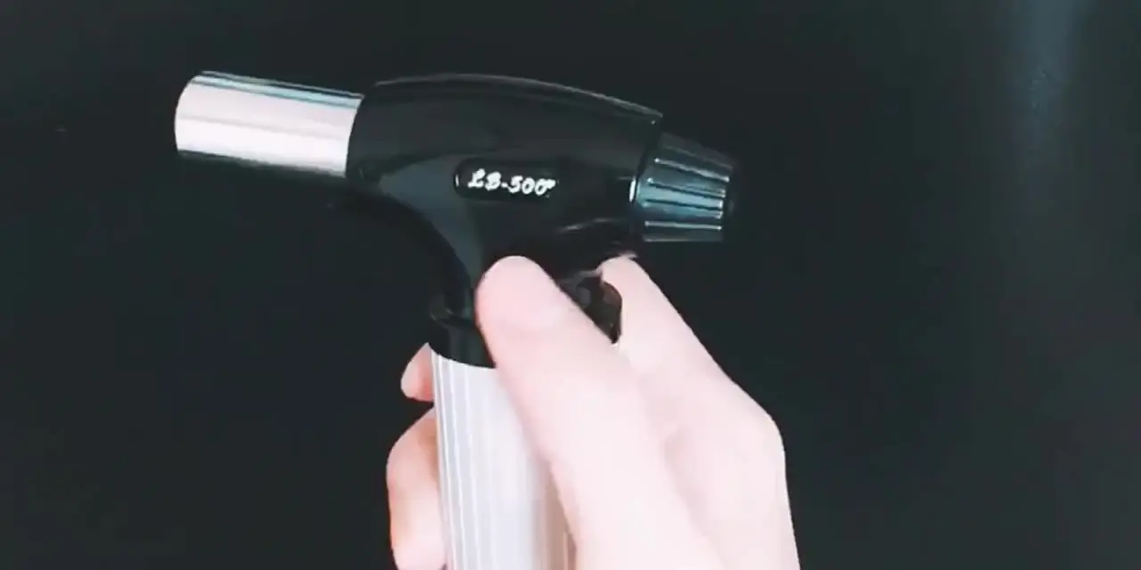 Metal Inflatable Windproof Spray Gun Lighter High Temperature Resistant Straight Punch Welding Gun Kitchen Smoking Accessories