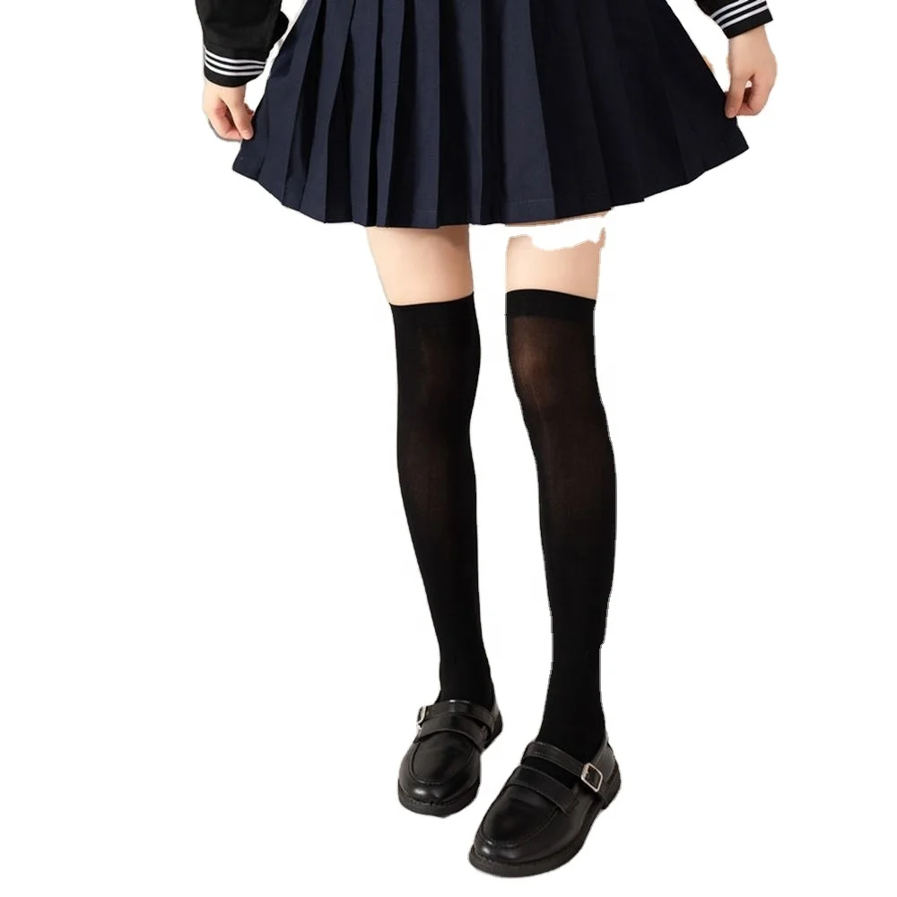 Dynamic and fashionable girls for winter leg protection knee high socks