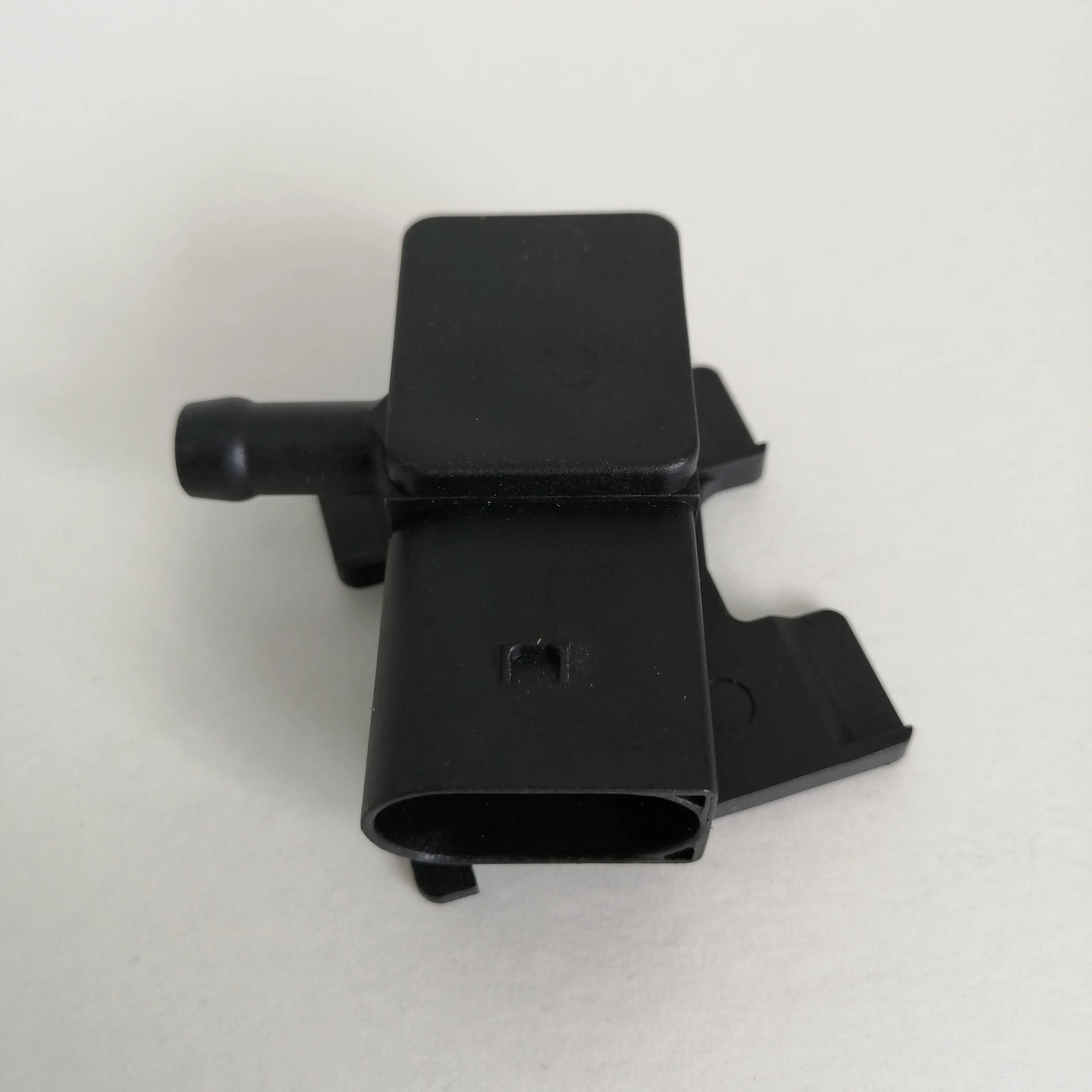 DPFE Pressure Sensor EGR Sensor 7805152 16102 6PP0094090 217472258 13627805152